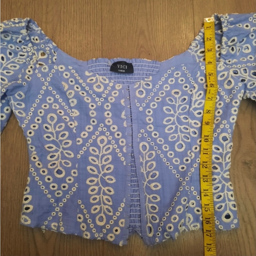 Vici June Swoon Cotton Blend Eyelet Cropped Top - Picture 10 of 12